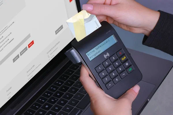 西安新款电签机刷信用卡扣多少手续费？